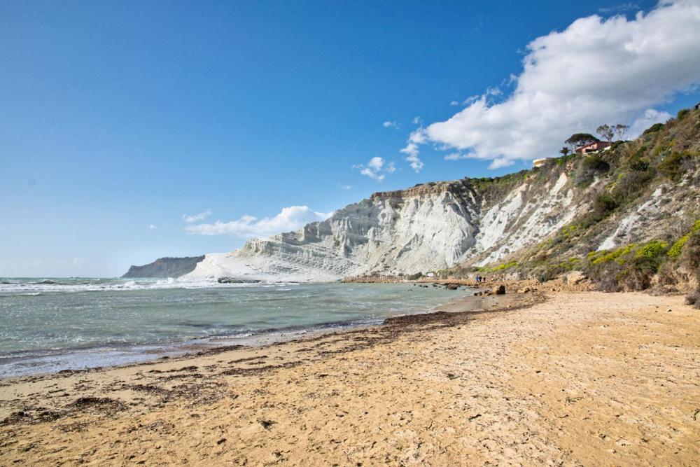 Casa Vacanze La Casetta Di Zinu' Порт-Эмпедокле Экстерьер фото